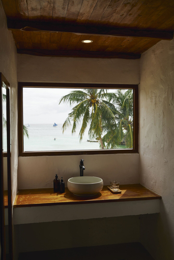 Bathroom 3, Seaworthy Boracay, Malay