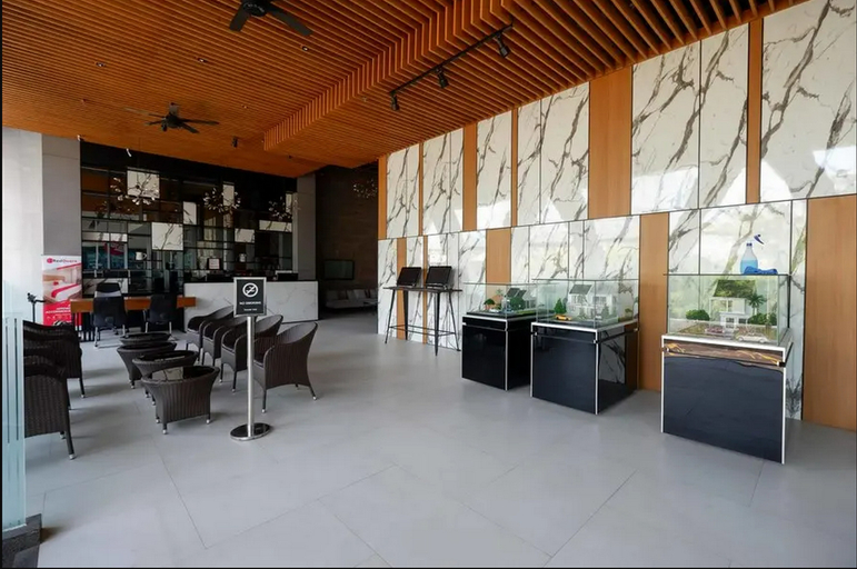 Food & Drinks 4, RedDoorz Apartment near Exit Toll Colomadu, Sukoharjo