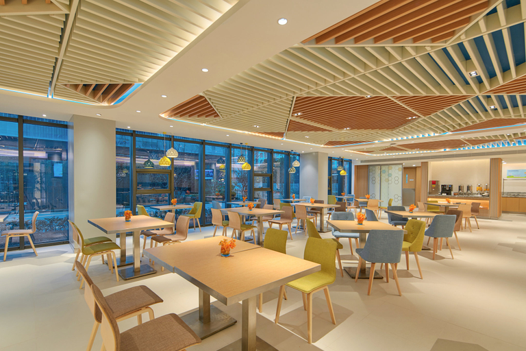 Food & Drinks 2, Holiday Inn Express NANTONG TEXTILE CITY by IHG, Nantong