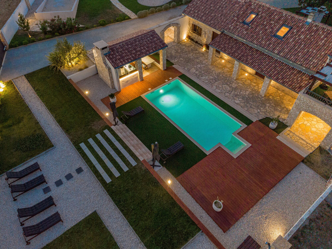 Sport & Beauty 2, Villa Casa di Nicola, Posedarje