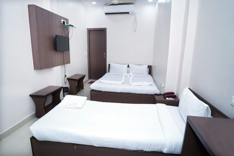 Bedroom 3, Sonar Bangla Guest House, Kolkata