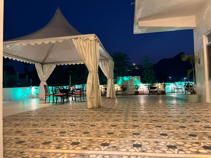 Sport & Beauty 5, Hotel Lake Inn, Sirohi