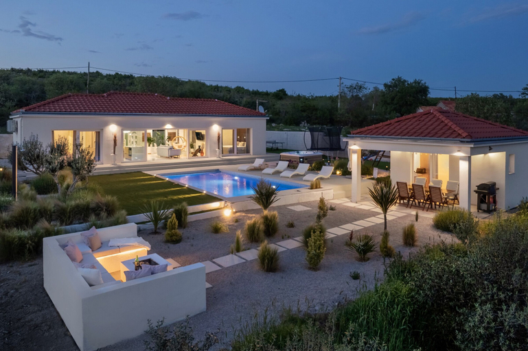 Exterior & Views 2, Villa Nebesi, Benkovac