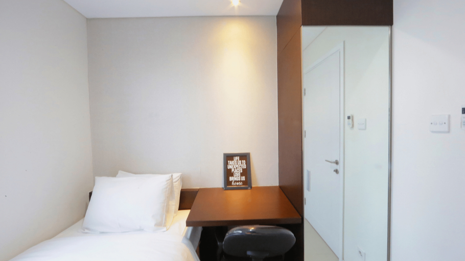 Bedroom 4, Clean and Cozy 2BR Apartment at Parahyangan Residence By Travelio, Bandung