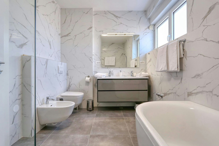 Bathroom 4, Villa Capan, Biograd na Moru