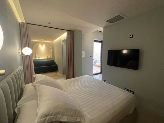 Bedroom 3, Villa Chiesa, Gard
