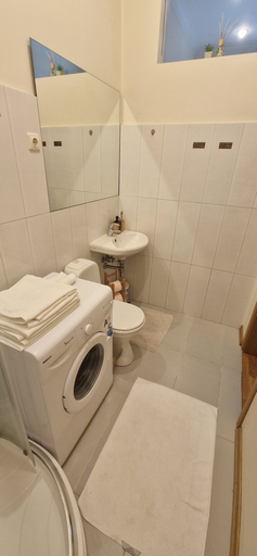 Bathroom 3, Tyzen38 Luxury Apartment, Vilniaus