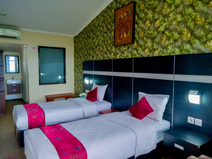 Bedroom 3, New Greenhill Hotel And Convention Center, Jember