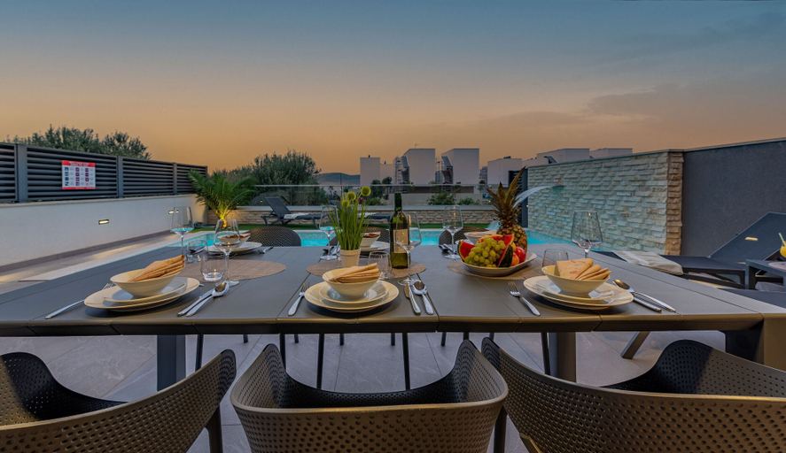 Food & Drinks, Villa Blue Sky 2, Sveti Filip i Jakov