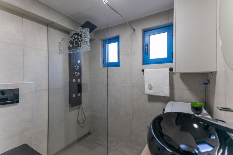 Bathroom 3, Villa Otus, Pašman