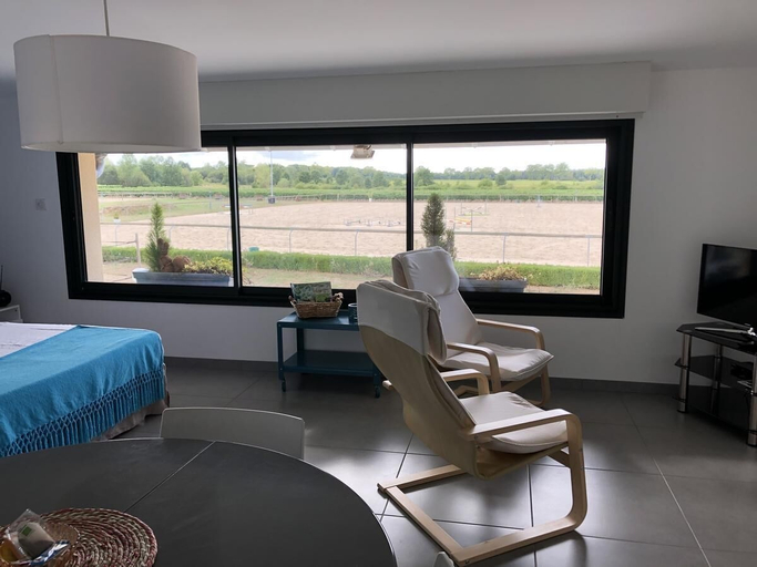 Bedroom 2, Gîte - Grand studio contemporain, Haute-Garonne