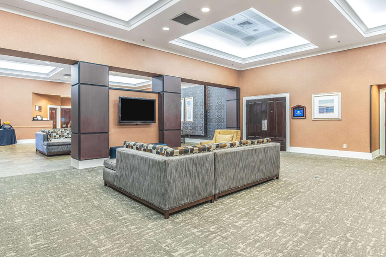 Public Area 4, DoubleTree by Hilton Hotel Columbus, Muscogee