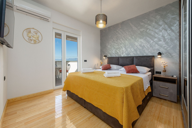 Bedroom 3, Villa La Aurora, Poličnik