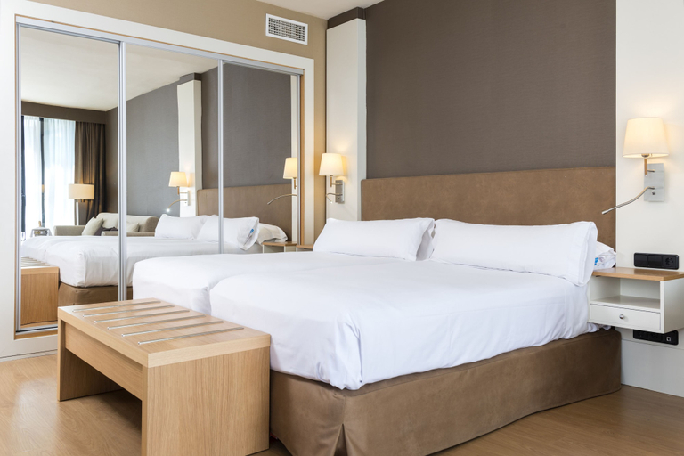 Bedroom 2, Guitart Grand Passage, Barcelona
