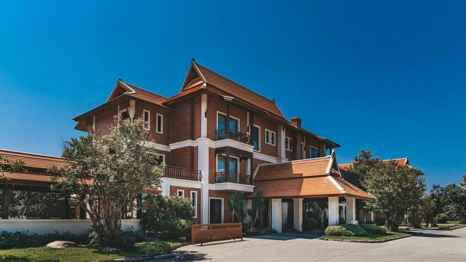 The Country Cosmo Villa 20BR w/ Pool & Breakfast, Hang Dong