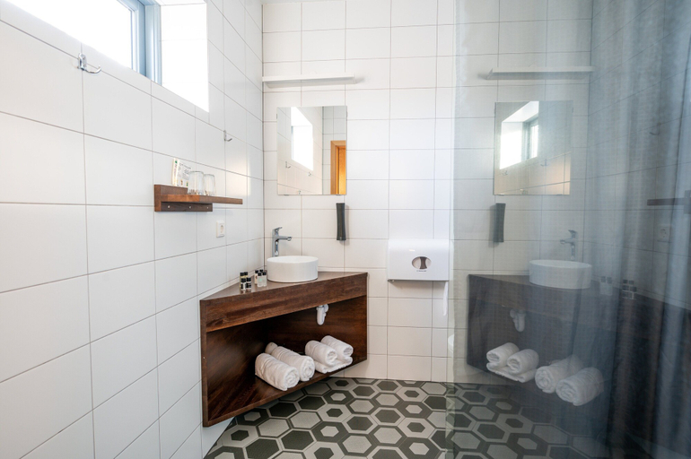 Bathroom 4, Hotel Skógafoss by EJ Hotels, Austur-Eyjafjallahreppur