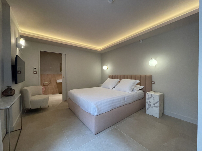 Bedroom 4, Villa Chiesa, Gard