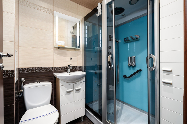 Bathroom 3, Poznań Center Apartment by Renters, Poznań City