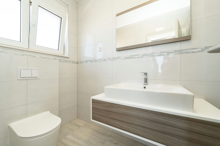 Bathroom 3, Villa Marita, Privlaka