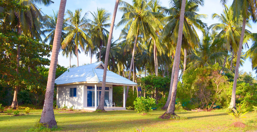 Exterior 5