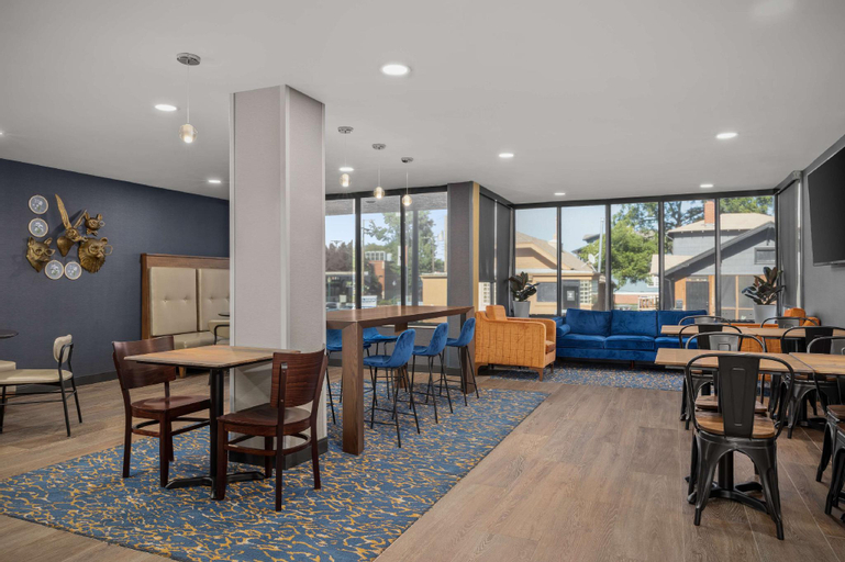 Public Area 2, Hotel Westport Kansas City, Tapestry Collection By, Jackson