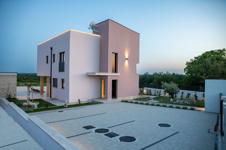Exterior & Views 2, Villa Kate, Nin