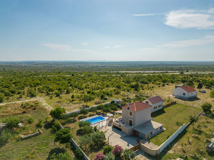Exterior & Views 2, Villa Pan, Benkovac