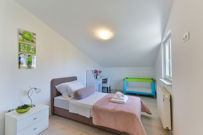 Bedroom 3, Villa Solis, Zadar