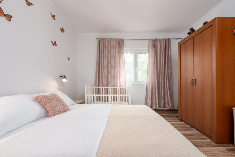 Bedroom 3, Villa Rozaria, Benkovac