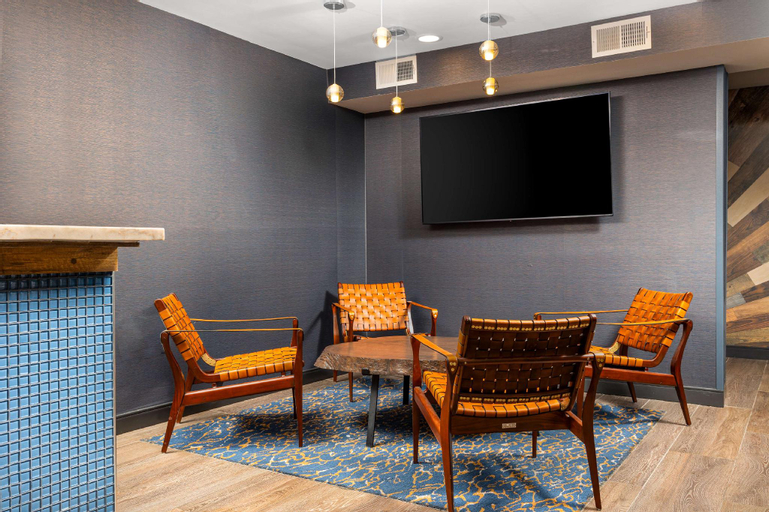Public Area 2, Hotel Westport Kansas City, Tapestry Collection By, Jackson