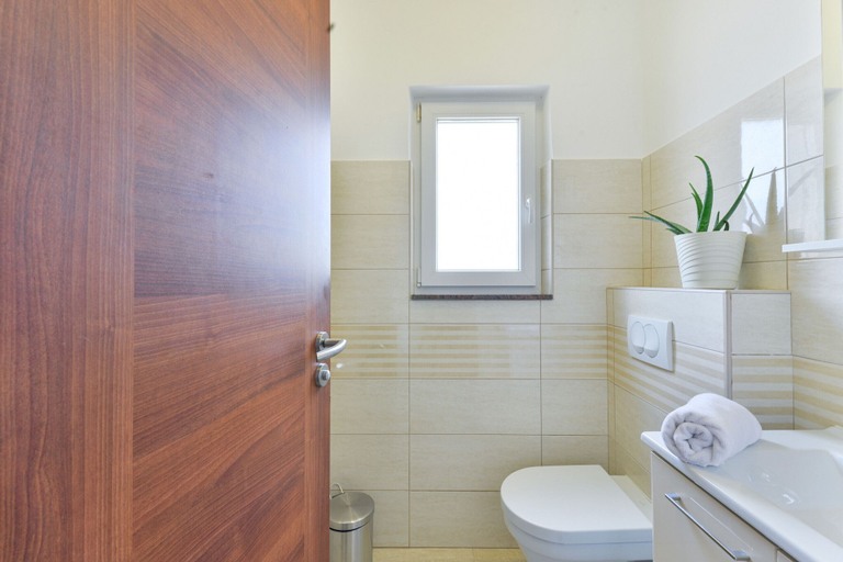 Bathroom 4, Villa Solis, Zadar