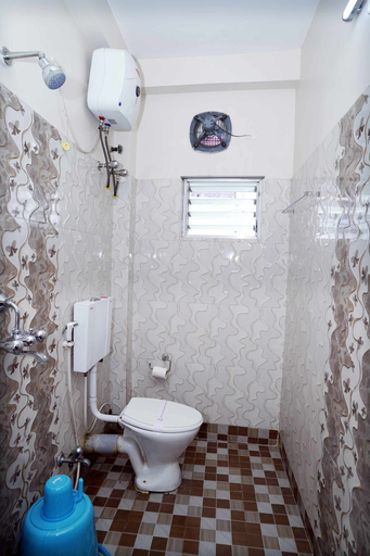 Bathroom 4, Sonar Bangla Guest House, Kolkata