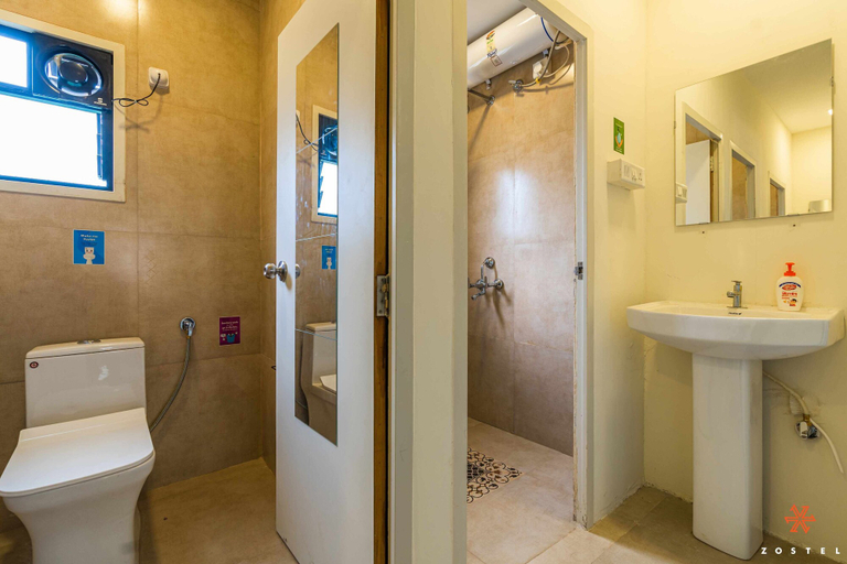 Bathroom 5, Zostel Pune, Pune
