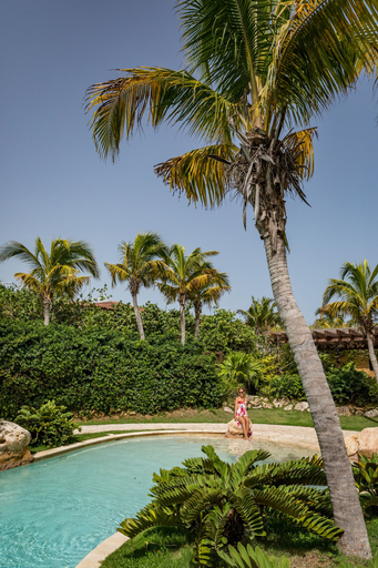 Sport & Beauty 3, Royal Isabela