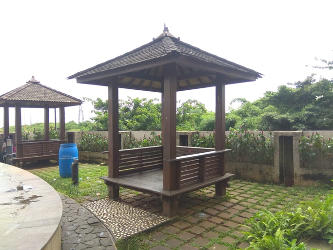 Exterior & Views 2, Comfort Stay 2Br At Bogor Valley Apartment, Bogor