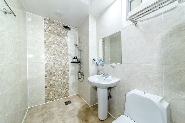 Bathroom 5, Water Garden Resort, Jeju