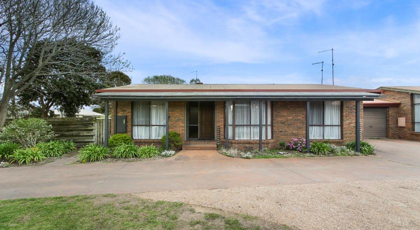 Lowes on the Lakes, E. Gippsland - Bairnsdale