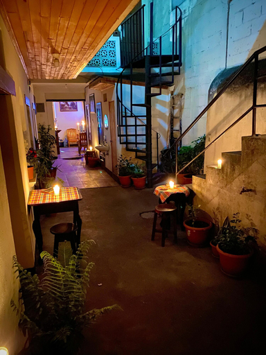 Others 5, Hotel del Ferrocarril, Quetzaltenango