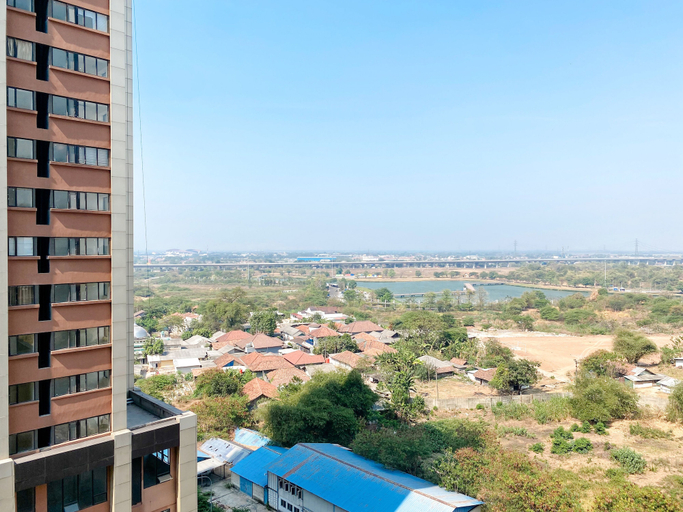 Exterior & Views 2, Homey And Modern 2Br At 6Th Floor Meikarta Apartment, Cikarang