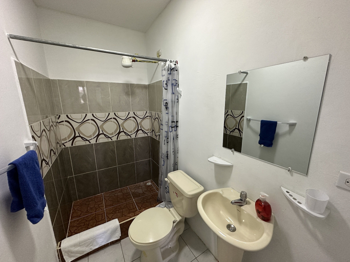 Bathroom, My place in paradise, San Cristóbal