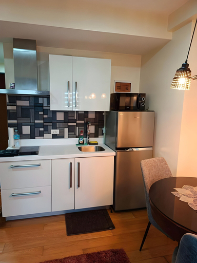 Dining Room 8