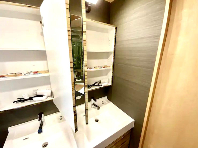 Bedroom 4, 【Max 12 ppl】 54㎡/Japanese modern/Free wifi/2 min station/Eternity APARTMENT HOTEL~SHINAGAWA 304~, Shinagawa