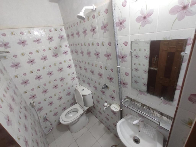 Bathroom 3, Hotel City International Residential, Dhaka