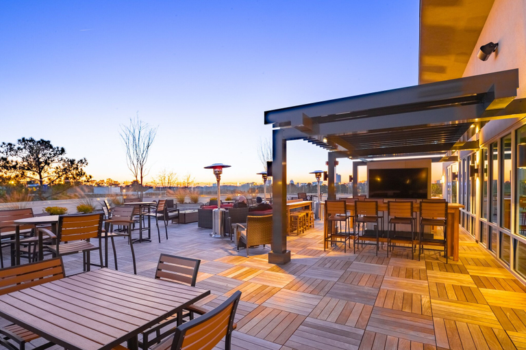 Food & Drinks 4, Courtyard® by Marriott® Atlanta Dunwoody, DeKalb