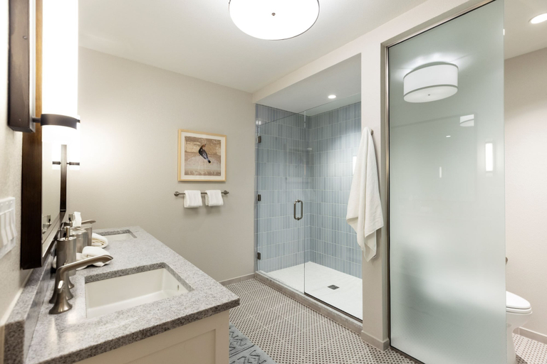 Bathroom, The Blake Residences, Taos