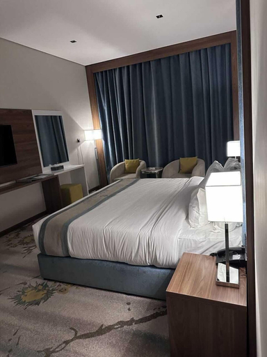 Bedroom 3, Rosa Grand Hotel Monsieh, Riyadh