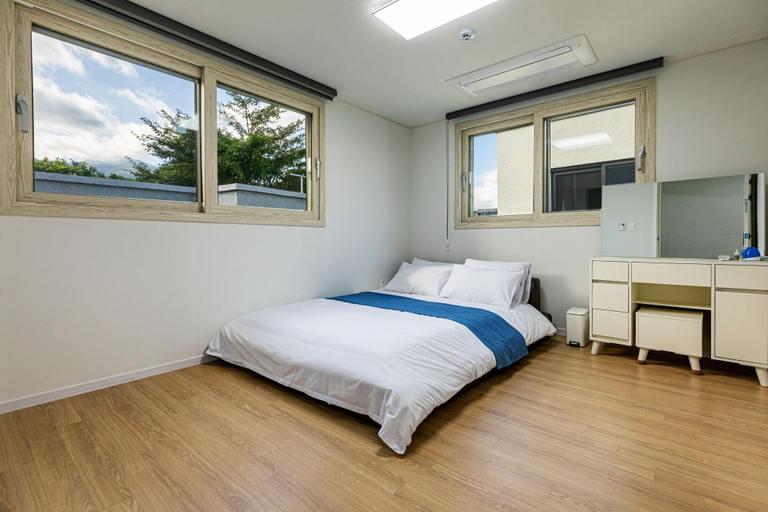 Bedroom 2, Donnaeko Private Pool Villa, Seogwipo
