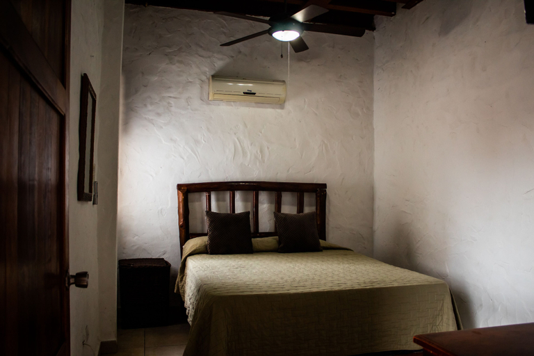 Bedroom 2, San Carlos Beach Inn, San Carlos