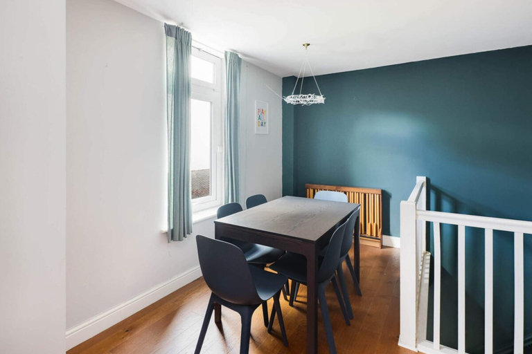 Others 5, Beautiful & Vibrant 2BD Home w/ Balcony - Hackney!, London