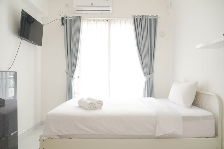 Bedroom 2, Good Choice And Nice Studio At Sky House Bsd Apartment, South Tangerang